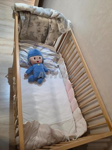 Lit pour bébé très bon état - 2