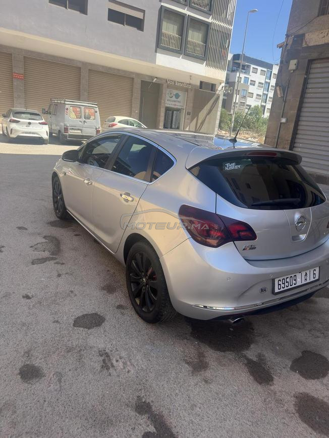 opel astra 2l 2016