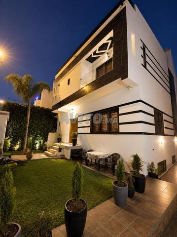 🏡 فيلا بالهرهورة للسكن أو الاستخدام التجاري - 2