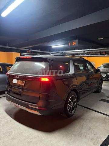 Kia Carnival - 2