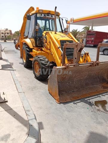 Tractopelle JCB