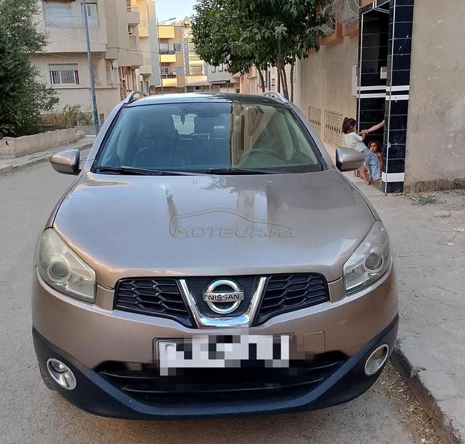 سيارة فحالة جيدة لي بغها يتوصل معيا 