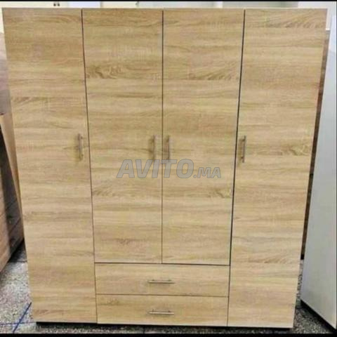 Armoire à vêtements 4 portes, élégante et moderne 190x160x35 - 2