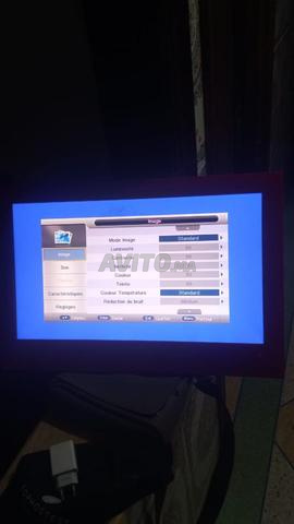 تلفاز AKAI من الخارج مع ريسبتور - 2