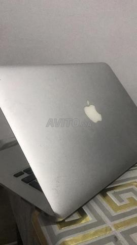 جهاز MacBook Air 13 موديل 2017 للبيع