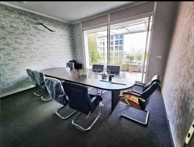 Excellentes tables de réunion à prix abordables - 2