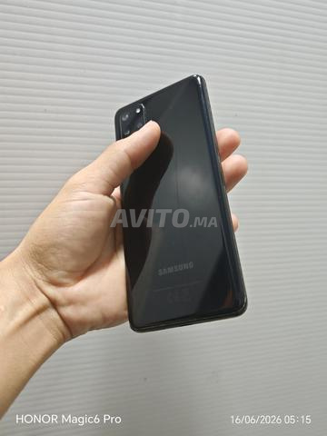 Samsung Galaxy S20 plus - 2
