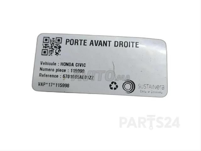 Portière droite complète Civic 2004 - 2