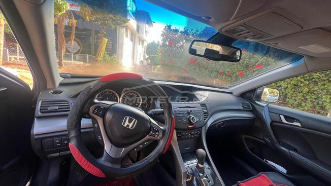 Honda Accord Essence Automatique fin 2010 à Salé