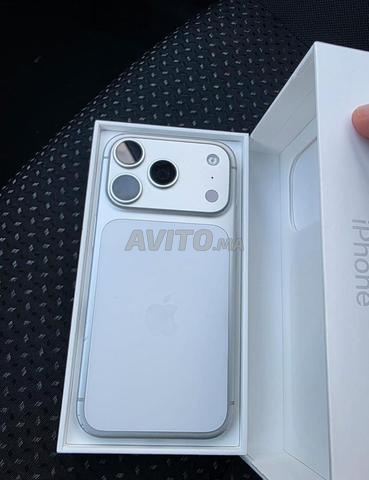 iPhone 17 Pro - 2