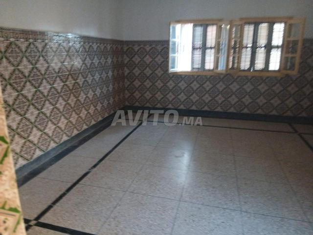 Appartement à louer 90 m² à Béni Mellal - 2