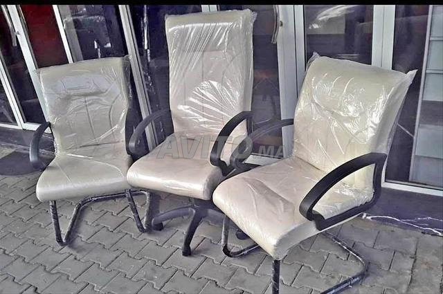 Lot de chaises luxueuses et élégantes - 2