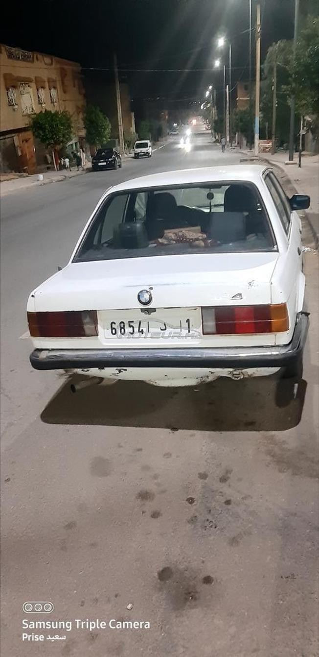 سيارة نقية