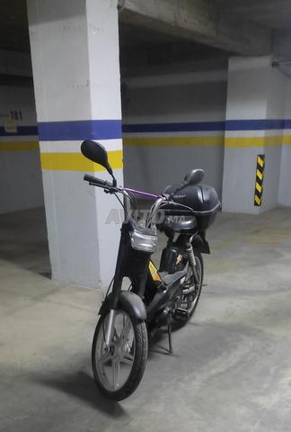Moto FOX en bon état - 2