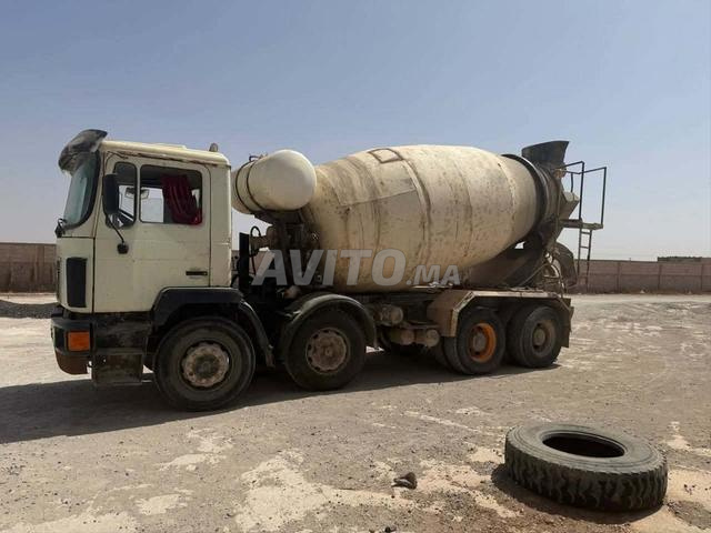 3 camions à vendre - 2