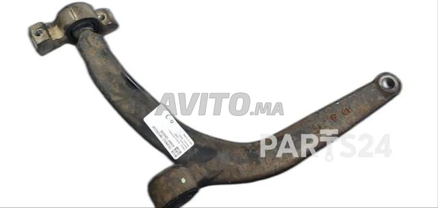 Bras de suspension gauche Peugeot 406 2002 - 2