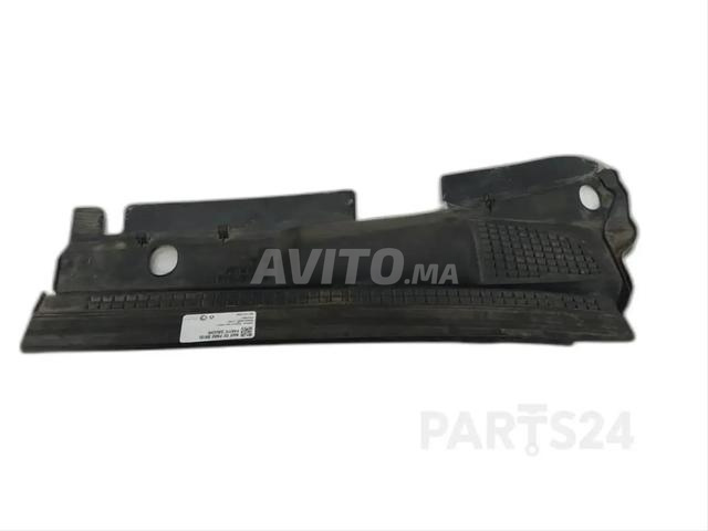 Grille d'auvent gauche Peugeot 406 2002 - 2