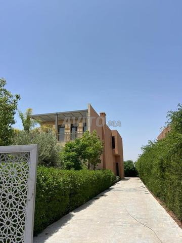 Villa de luxe à vendre sur la route d'amezmiz
