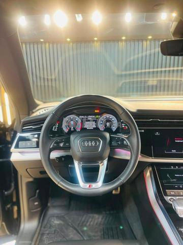 Audi Q8 S line Diesel Automatique 2023 à Agadir