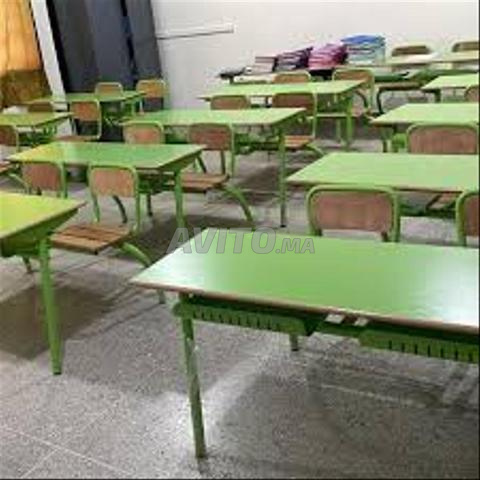 Mobilier scolaire en bois et semi-métallique - 2