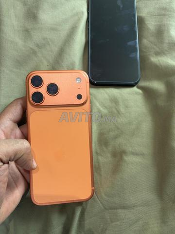 iPhone 17 pro max bleu et orange 256 Go - 2