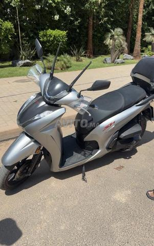 Honda SH350i - 2