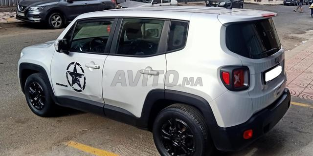Renegade Particulier 2022 automatique 1ère main - 2