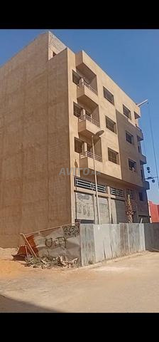 محل للبيع