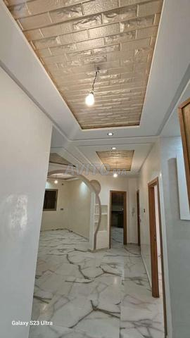 Maison commerciale à vendre dans le quartier Sokouma - 2