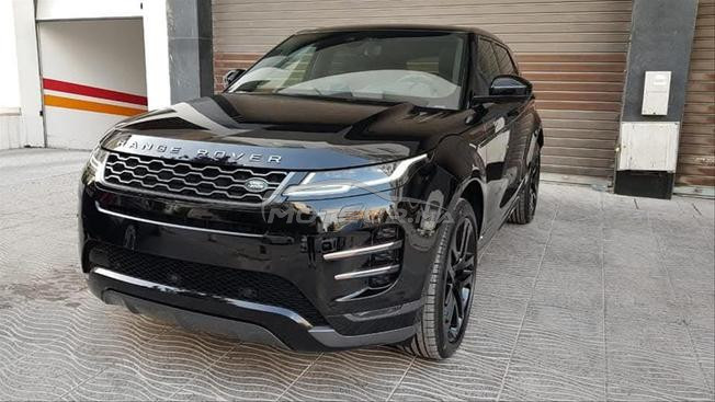 Land rover évoque Bébé velar R-dynamic 