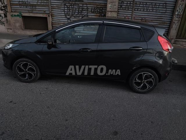 Ford Fiesta Trend Plus très bon état - 2