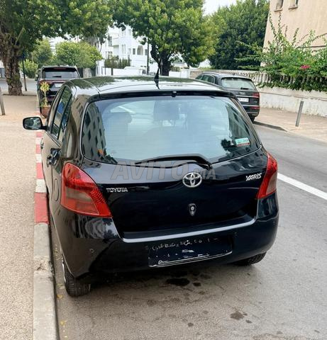 ياريس بحالة جيدة جداً - 2