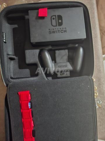 Nintendo Switch avec étui de protection - 2