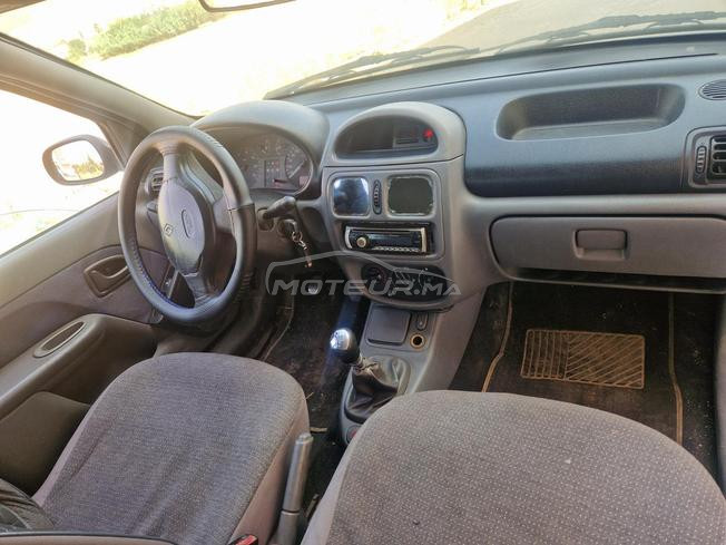 clio premier main 