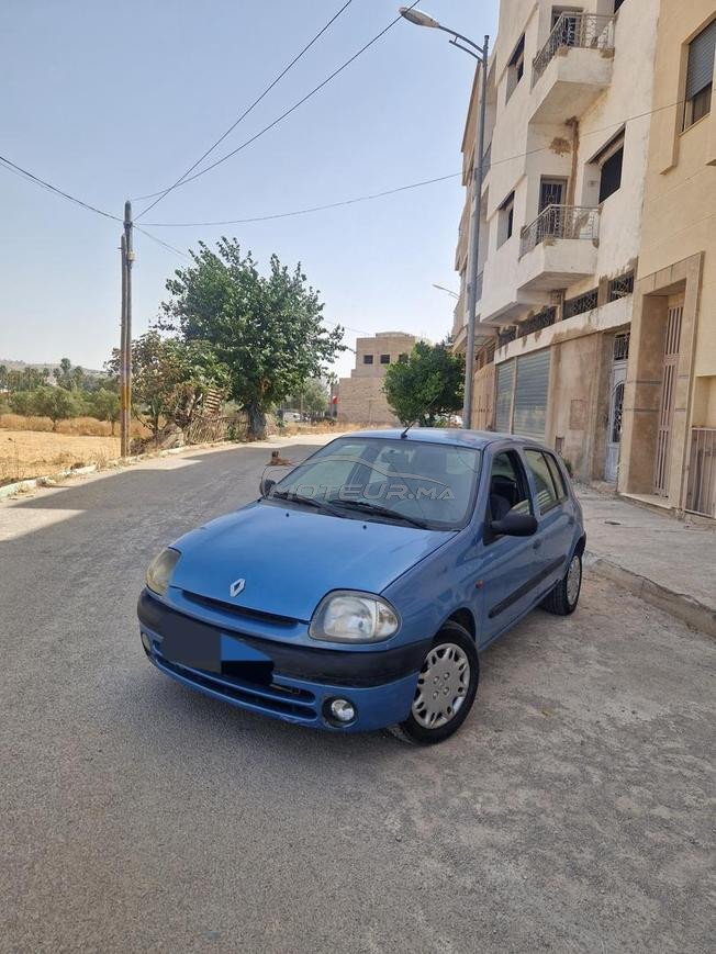 clio premier main 