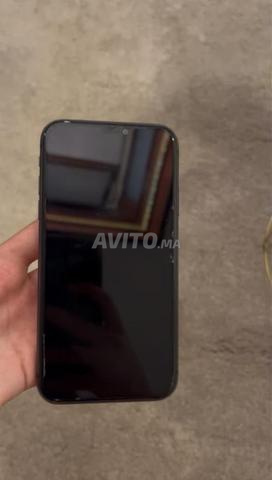 iPhone 11 à vendre - 2