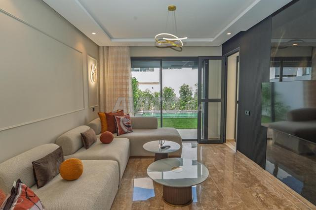 Location rez de jardin avec piscine privative - 2