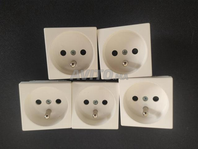 Prises informatiques RJ45 - 2