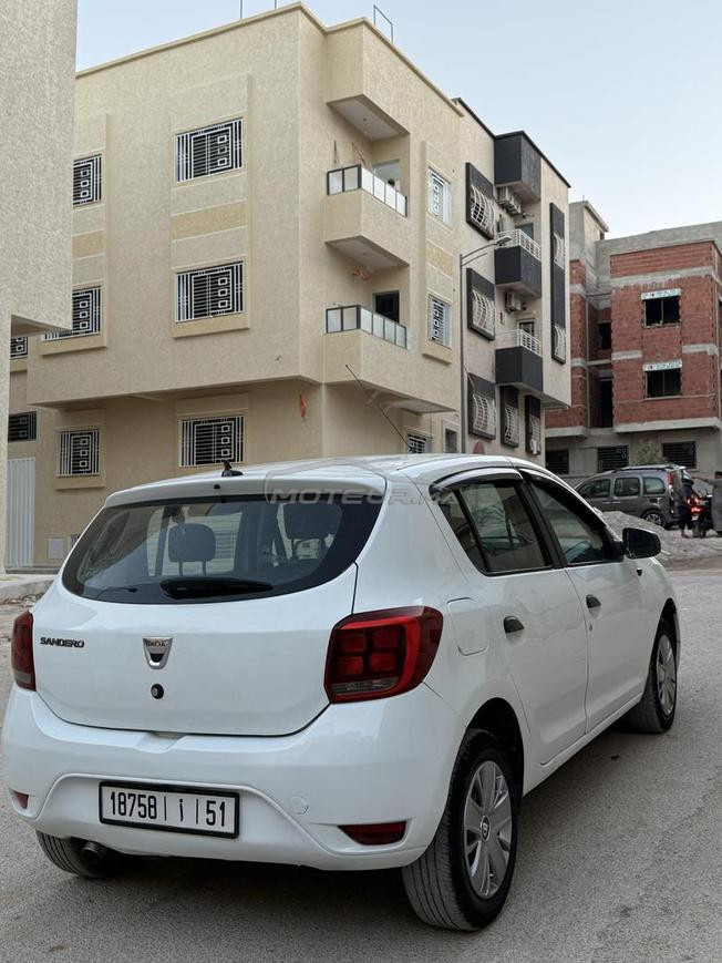 dacia sandero model 2017