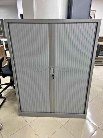Armoire métallique avec serrure - 2