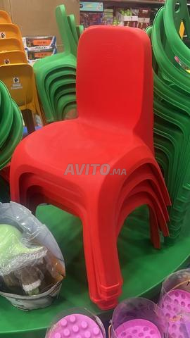 Chaise scolaire grande modèle en plastique - 2