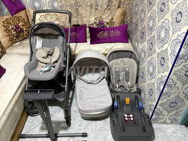  | Poussette pour bébé avec tous ses accessoires - 2