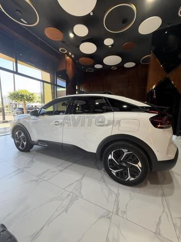 Citroën C4 Diesel Automatique 2021 à Tanger - 2