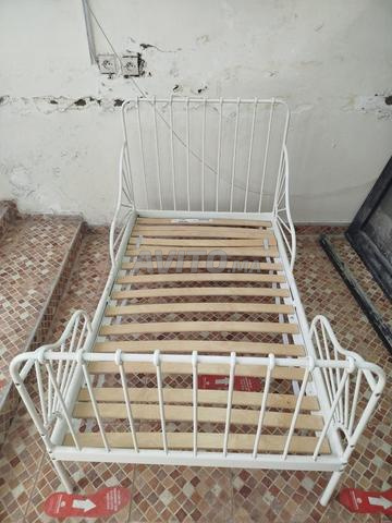 Lit enfant extensible IKEA MINNEN blanc, état neuf - 2