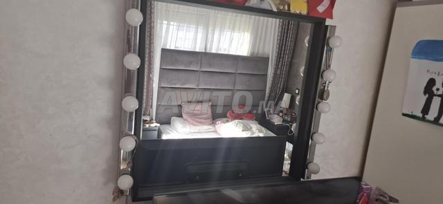 Meuble coiffeuse IKEA avec miroir - 2