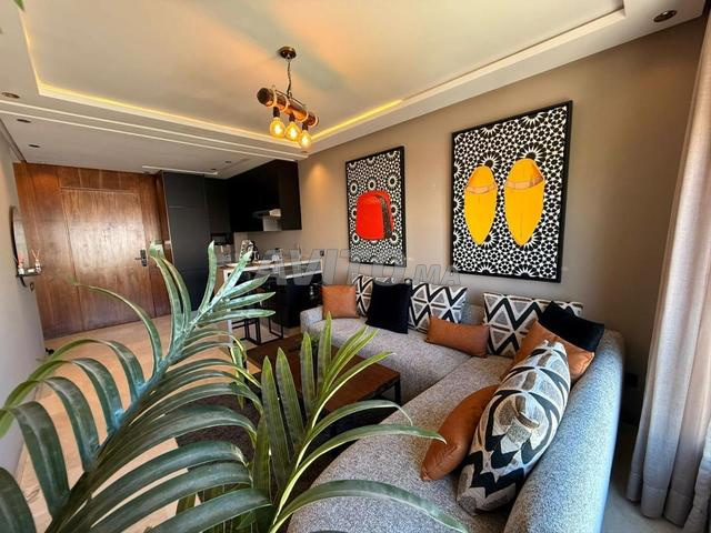Studio meublé à louer — bd d’Anfa / ziraoui