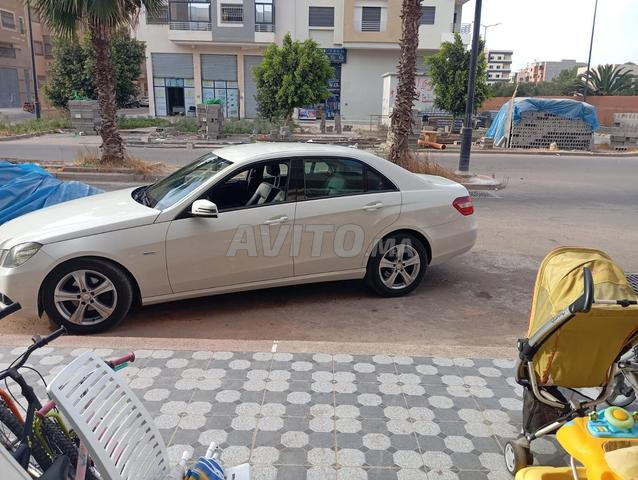 Mercedes-Benz Classe E Diesel Automatique 2009 - 2