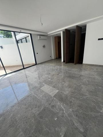 🏡 STUDIO NEUF AVEC TERRASSE – PALMIERS
