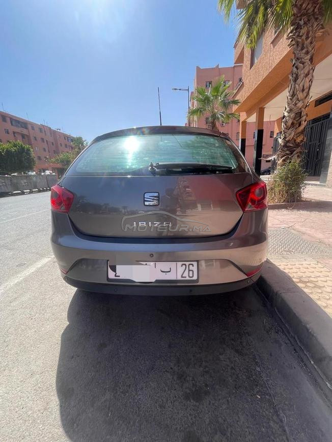 سيارة ممتازة جدا المدينة مراكش 