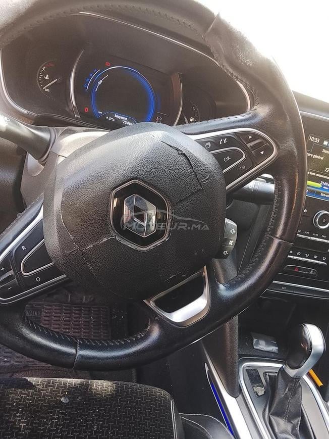 Megan sedan automatique kharja liha airbag 